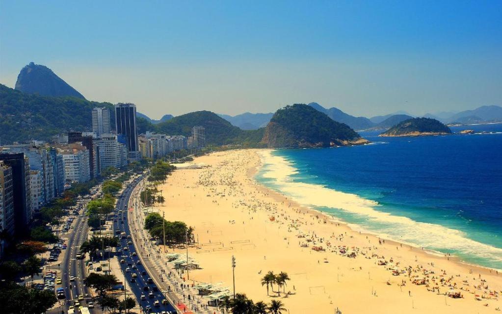 Apartamento Completo Na Praia De Copacabana 02 Quartos Com Vista Lateral Mar Em Andar Alto, Ar, Wifi , Netflix, Pauloangerami Rmvc18 Rio de Janeiro Bagian luar foto