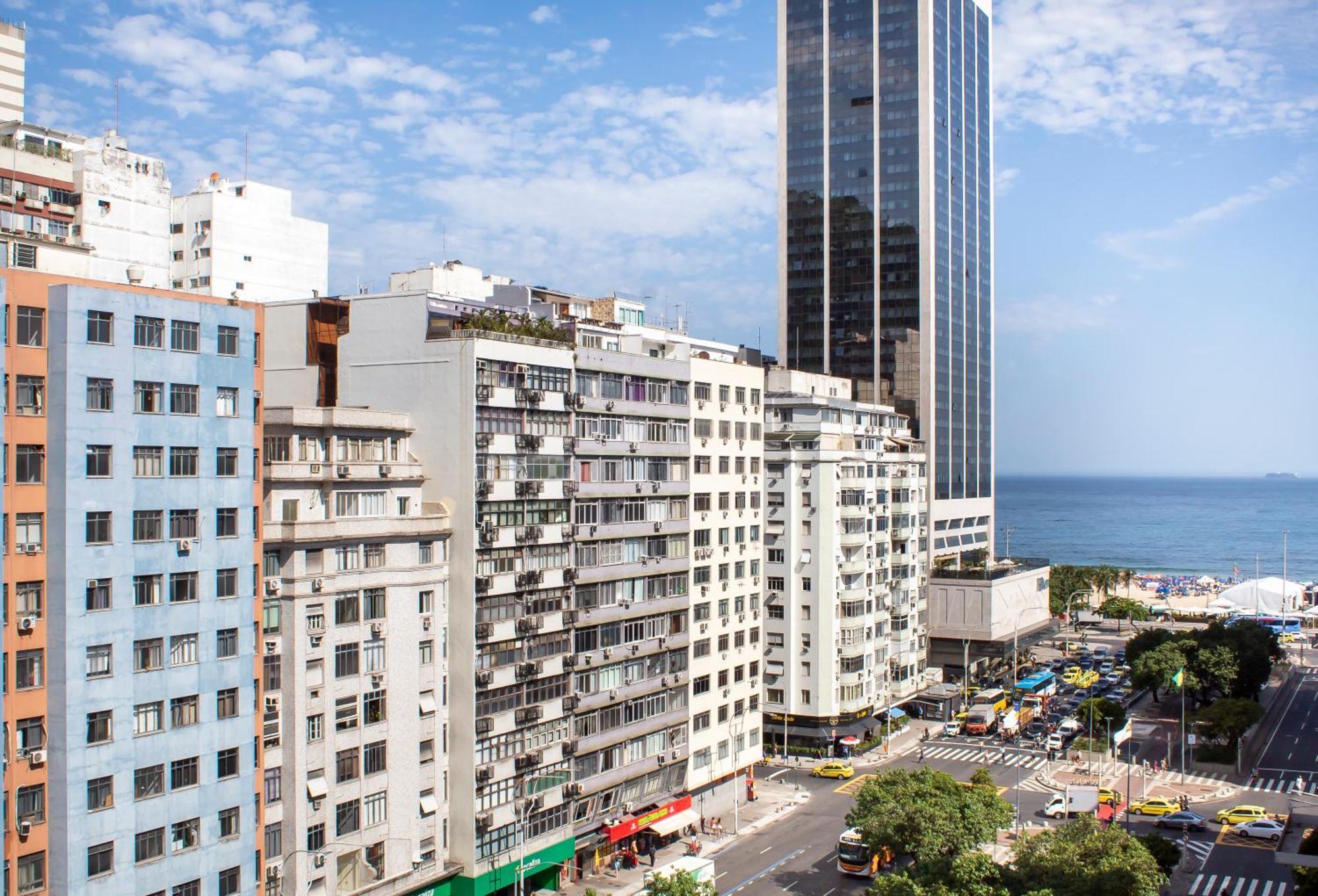 Apartamento Completo Na Praia De Copacabana 02 Quartos Com Vista Lateral Mar Em Andar Alto, Ar, Wifi , Netflix, Pauloangerami Rmvc18 Rio de Janeiro Bagian luar foto