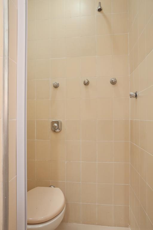 Apartamento Completo Na Praia De Copacabana 02 Quartos Com Vista Lateral Mar Em Andar Alto, Ar, Wifi , Netflix, Pauloangerami Rmvc18 Rio de Janeiro Bagian luar foto