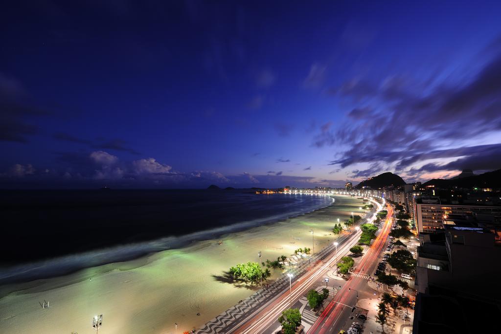 Apartamento Completo Na Praia De Copacabana 02 Quartos Com Vista Lateral Mar Em Andar Alto, Ar, Wifi , Netflix, Pauloangerami Rmvc18 Rio de Janeiro Bagian luar foto